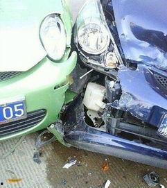 日产车跟国产碰撞视频,视觉冲击下的安全反思