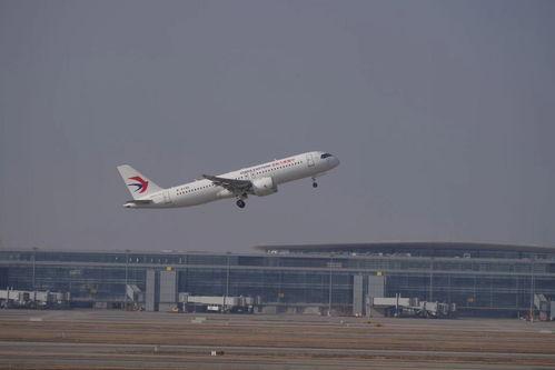 国产大型飞机起飞视频,见证中国航空工业的腾飞瞬间 第3张 国产大型飞机起飞视频,见证中国航空工业的腾飞瞬间 第3张