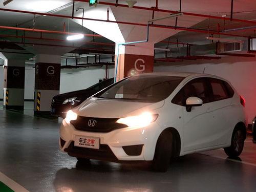 试驾国产飞度视频,动力充沛，操控灵活，性价比高