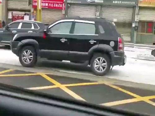 国产车雪地打滑视频大全