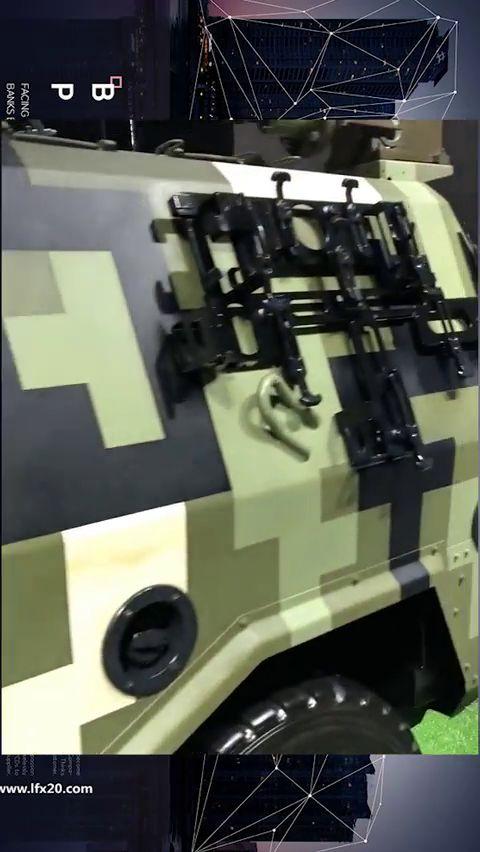 东风国产车越野视频最新,国产硬派越野车实力演绎极限挑战